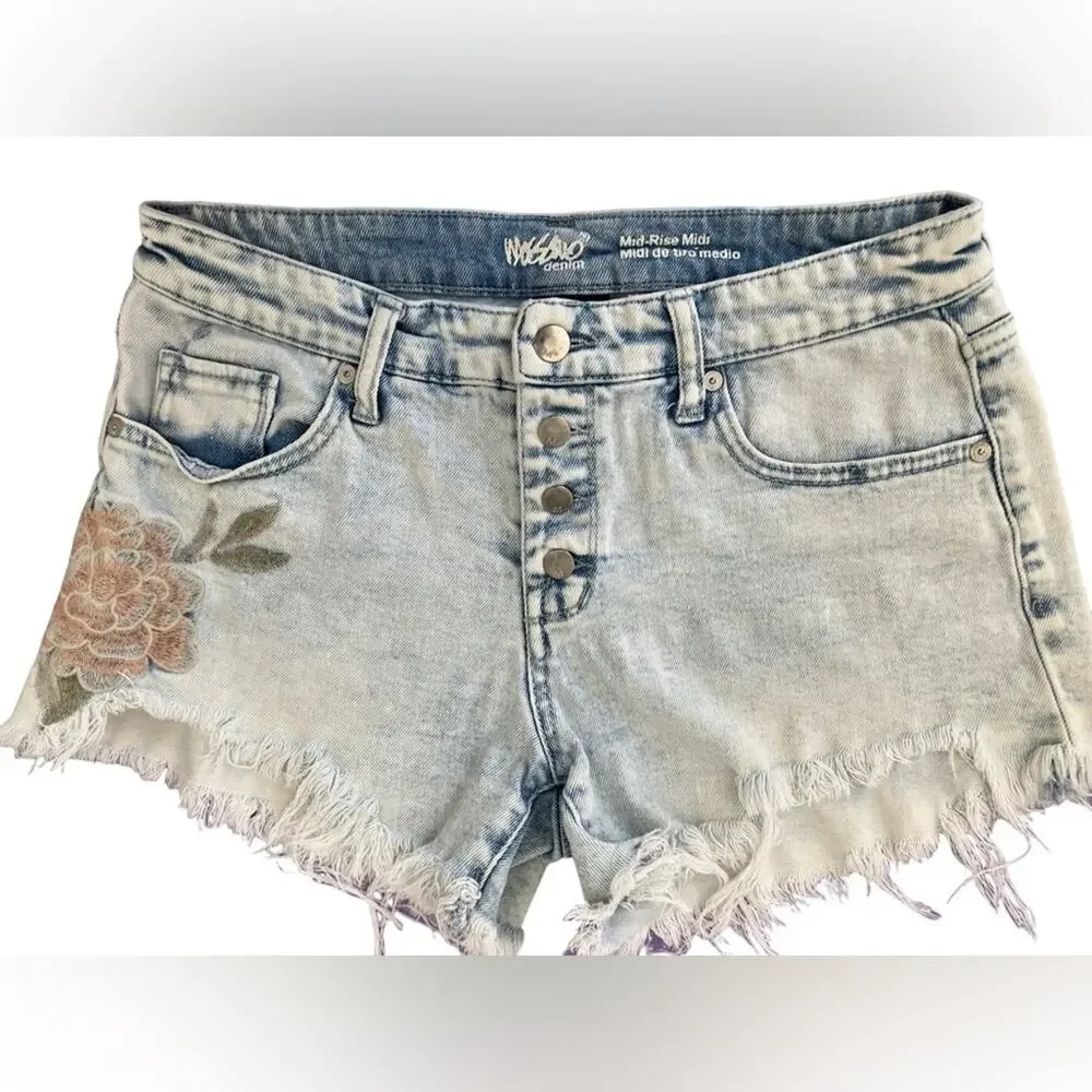 Massimo Denim Shorts with Floral Embroidery size 6/28